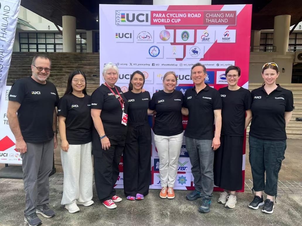 图为分级师合影